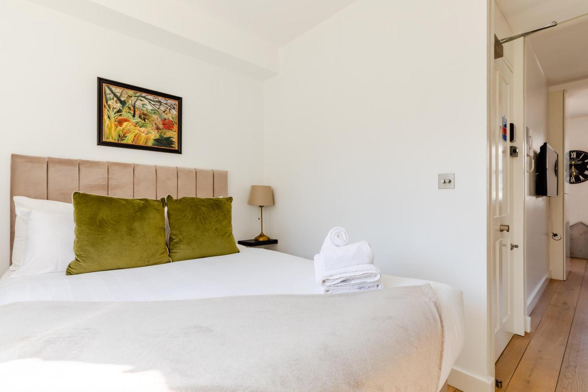 Stayinn Soho Apartments ลอนดอน ภายนอก รูปภาพ