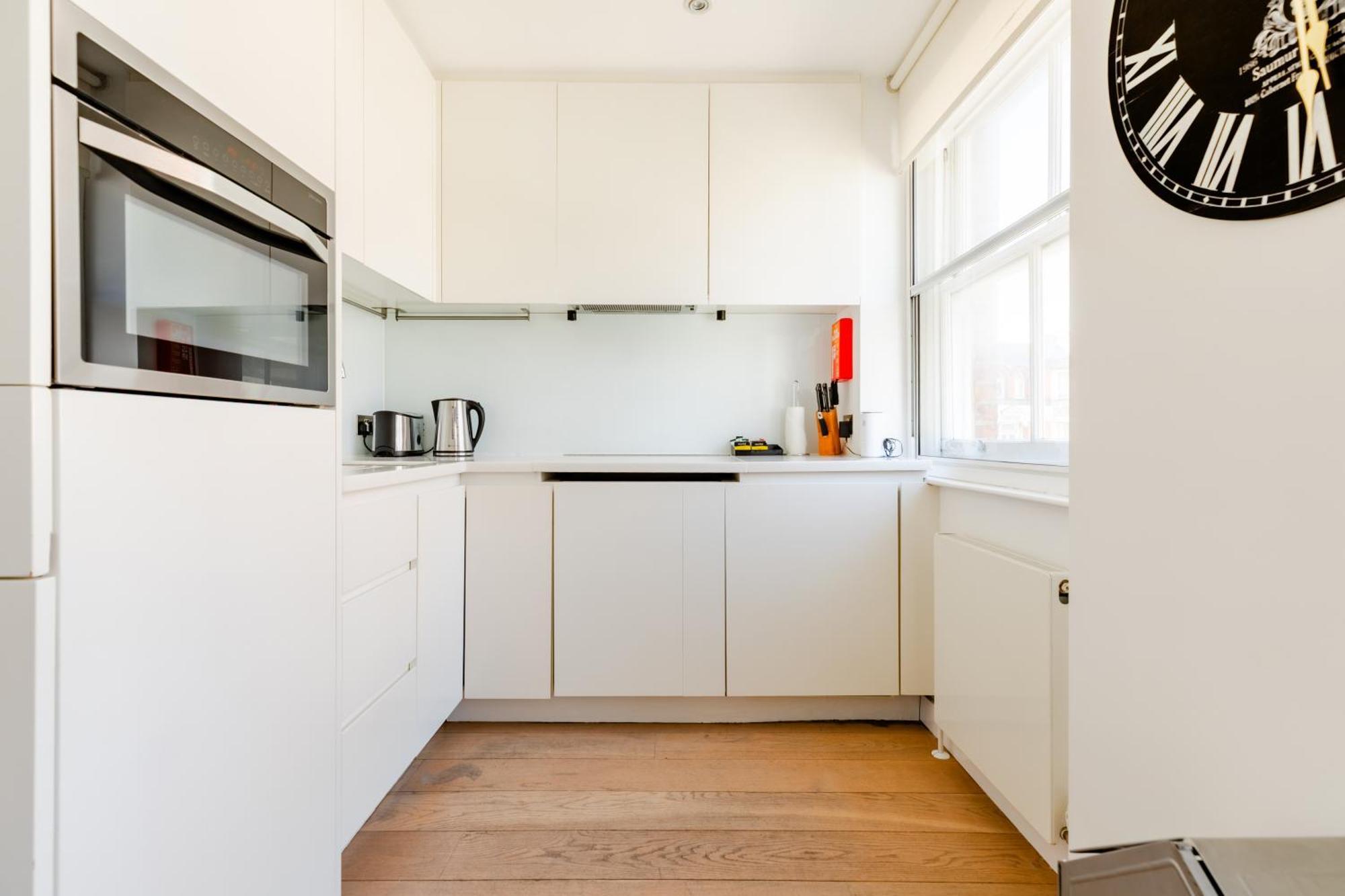 Stayinn Soho Apartments ลอนดอน ภายนอก รูปภาพ