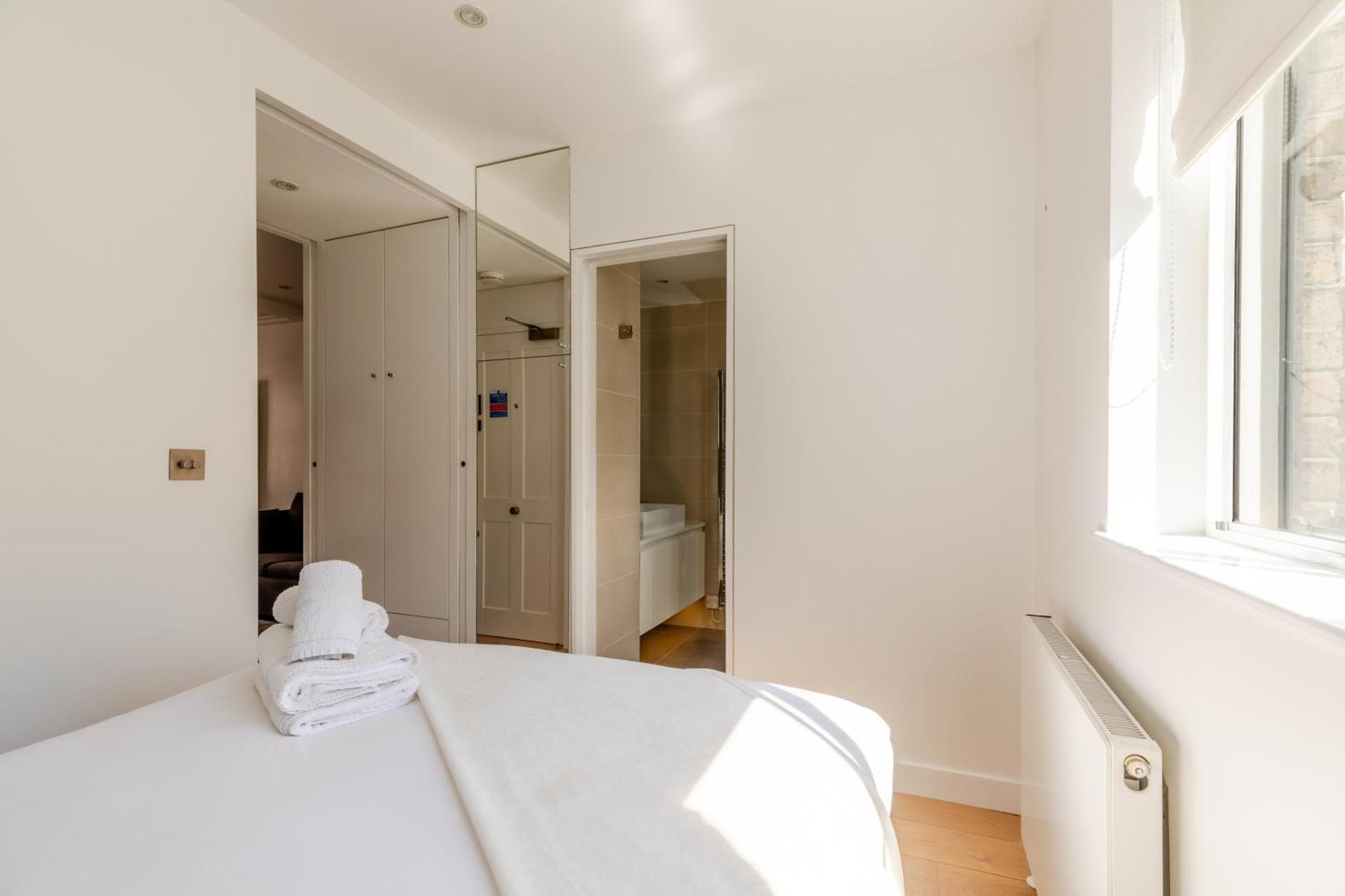 Stayinn Soho Apartments ลอนดอน ภายนอก รูปภาพ